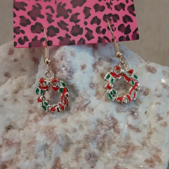 Gold & Red Holiday Christmas Wreath Dangle Drop Earrings - Picture 6 of 7